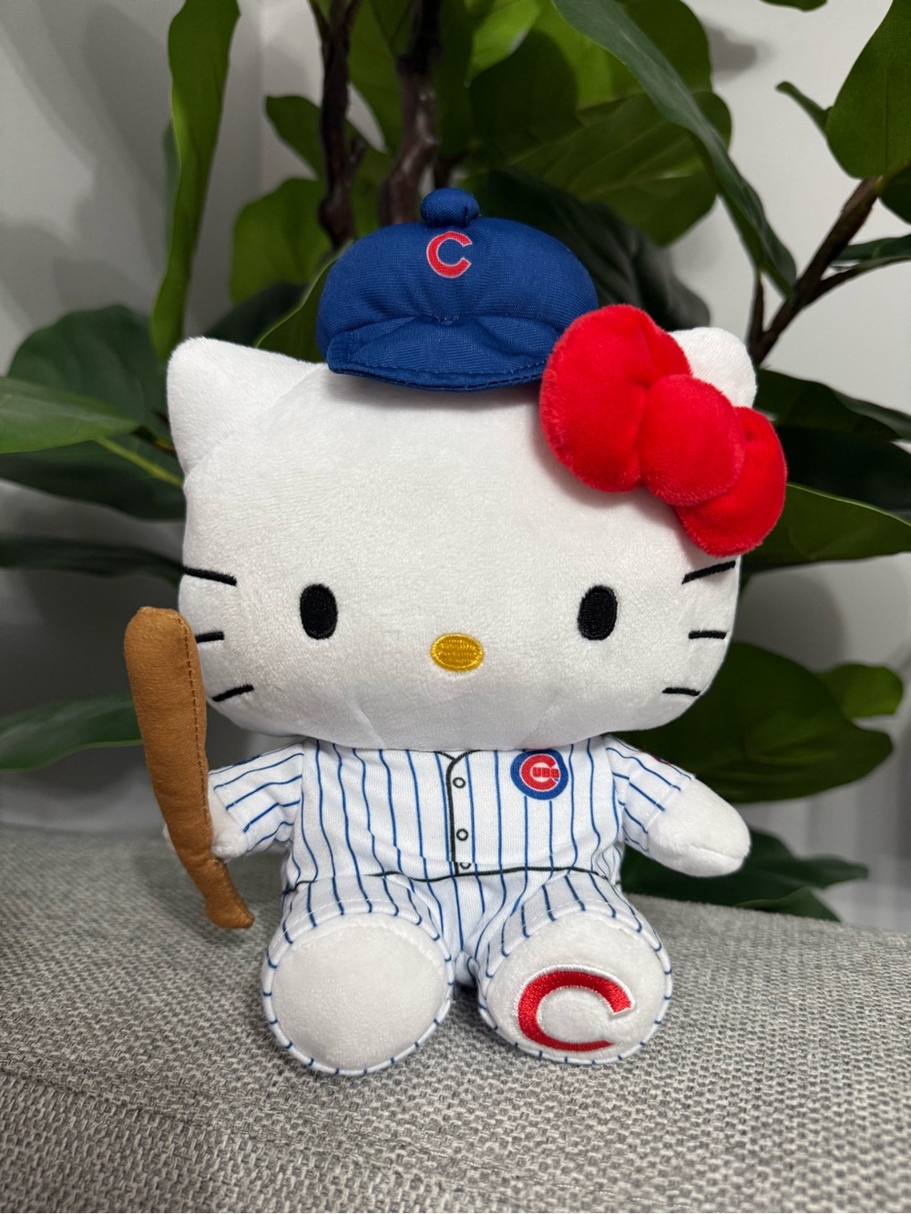 Hello Kitty Chicago Cubs Plush - White with Blue & Red
